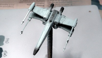 02-base.jpg (107.63 KiB) Przejrzano 27127 razy Basecoat, Pre-shading - na razie Luke sobie nie polata.