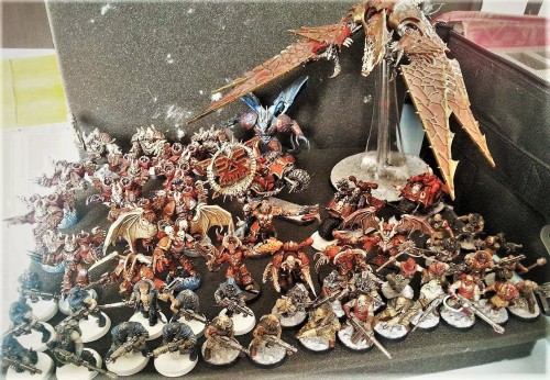 20746341_10159201627295593_489908647846628210_o.jpg (276.13 KiB) Przejrzano 26339 razy Vanguard Crimson Slaughter w natarciu... szybko i bez pojazdów